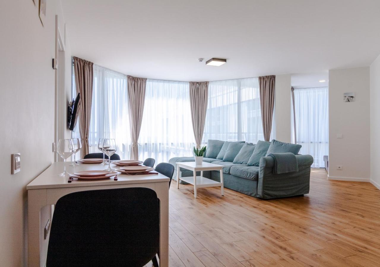 Elija Swan-Toy Apartments Šventoji المظهر الخارجي الصورة