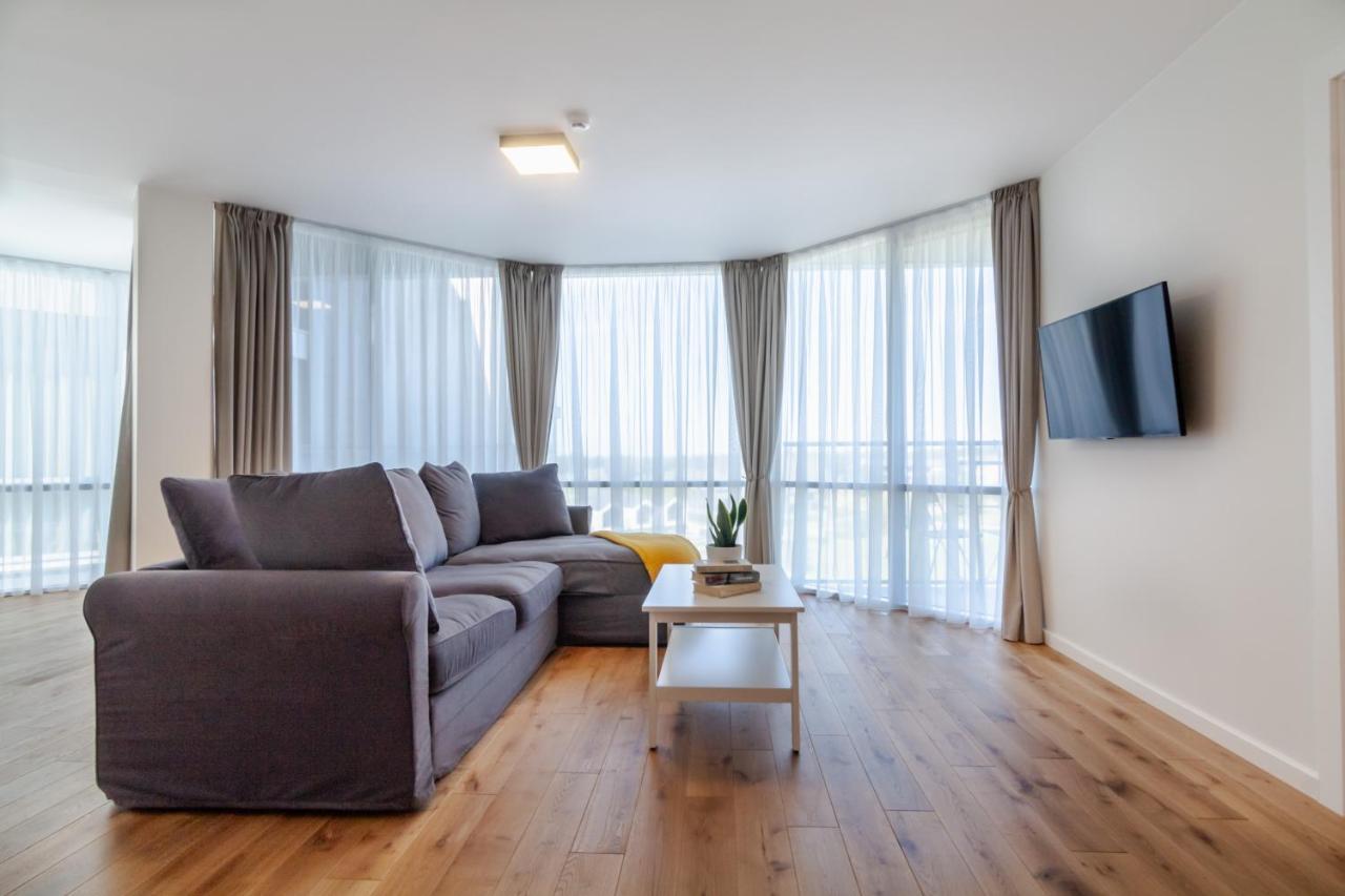 Elija Swan-Toy Apartments Šventoji المظهر الخارجي الصورة